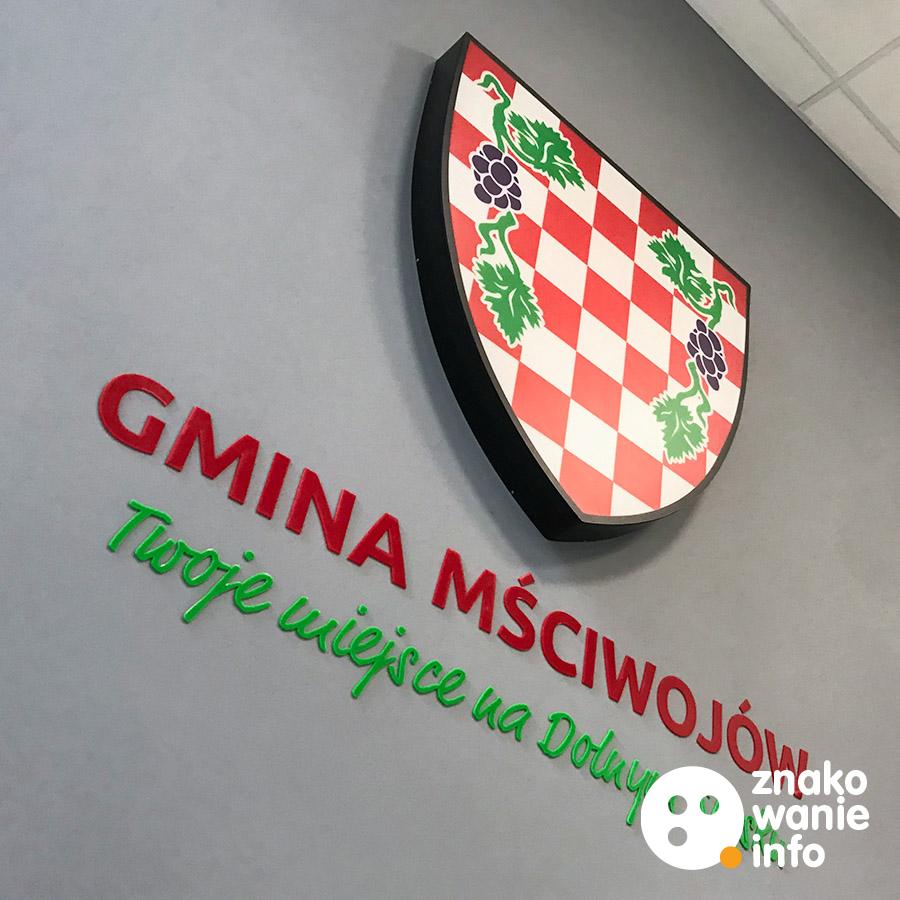 Szyld Gmina Mściwojów Kaseton led i liternictwo z plexi