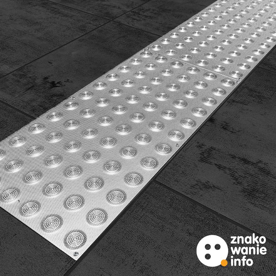 ŚCIEŻKI SENSORYCZNE STALOWE LUB ALUMINIOWE ŚCIEŻKI SENSORYCZNE STALOWE LUB ALUMINIOWE