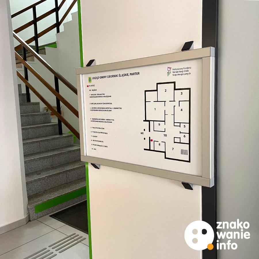 Plan tyflograficzny z konstrukcją ścienną Plan tyflograficzny z konstrukcją ścienną