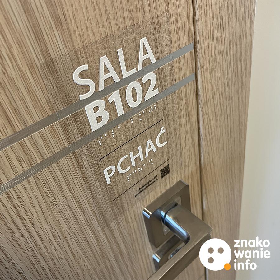 NAKLEJKI PROSTOKĄTNE BEZBARWNE Z BIAŁYM BREJLEM ORAZ QR CODEM NAKLEJKI PROSTOKĄTNE BEZBARWNE Z BIAŁYM BREJLEM ORAZ QR CODEM