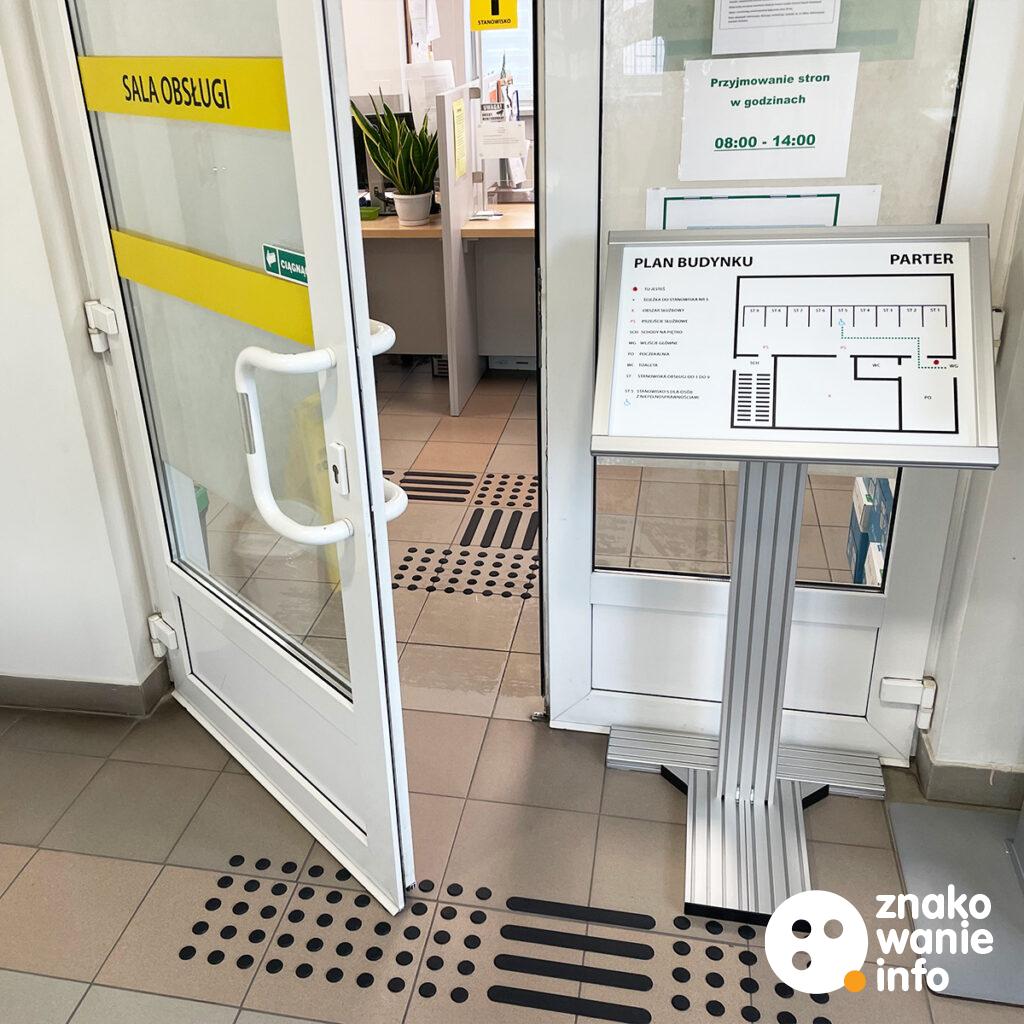 TYFLOMAPA NA KONSTRUKCJI STOJĄCEJ TYFLOMAPA NA KONSTRUKCJI STOJĄCEJ