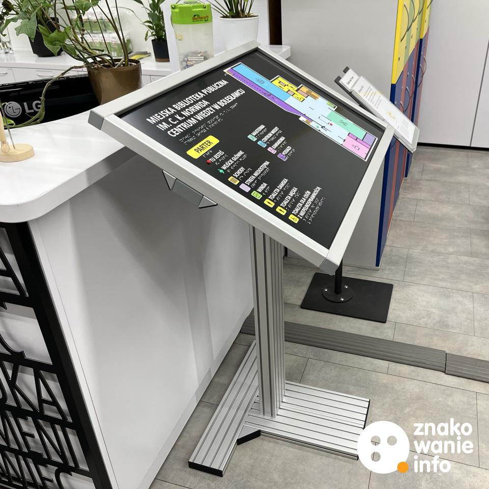plan tyflograficzny na stojaku aluminiowym