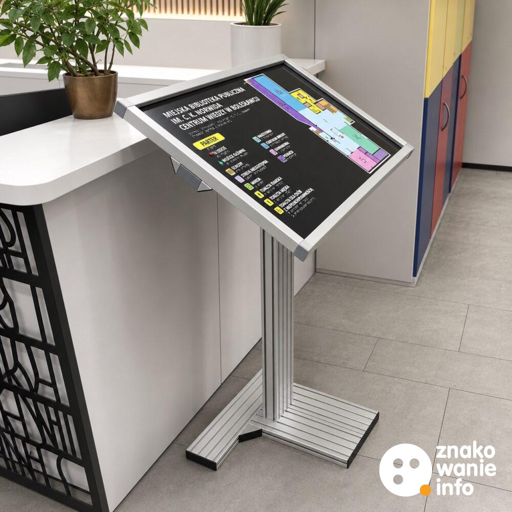 Plany tyflograficzne na stojaku aluminiowym typu MONO